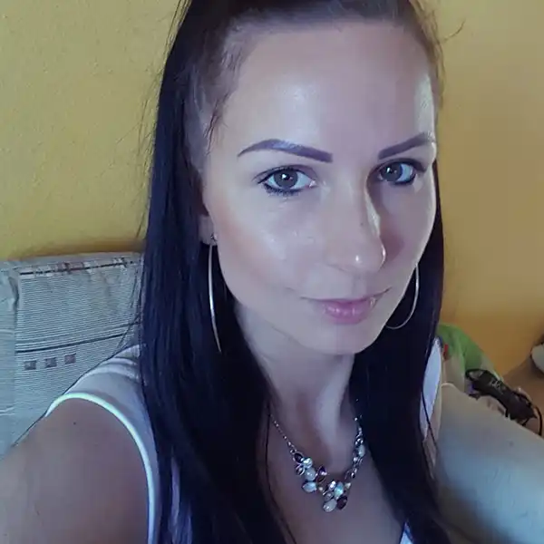 Pribék Anett